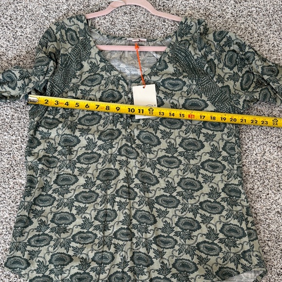 Knox Rose Green Floral Long-Sleeve Peasant Blouse - Picture 6 of 7